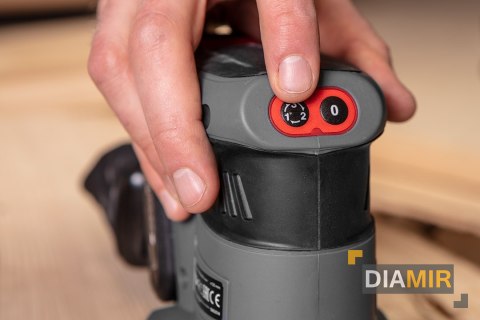 SZLIFIERKA czyszczarka MIMOŚRODOWA 125 mm akumulatorowa GRAPHITE AKU