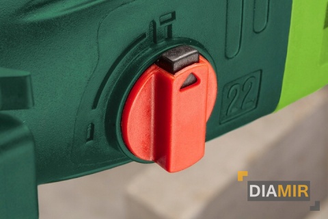 Młotowiertarka wiertarka młot SDS+ 550W walizka przejściówka 50G365 VERTO