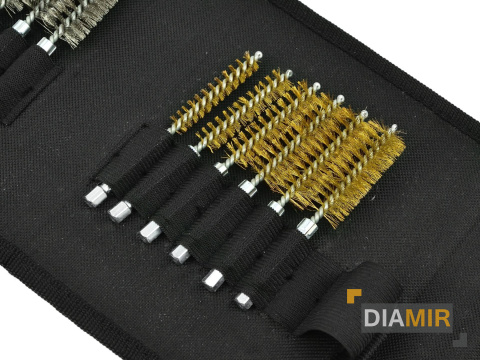 Zestaw 18 el. SZCZOTKI DO GNIAZD WTRYSKIWACZY świec żarowych iskrowych 1/4"