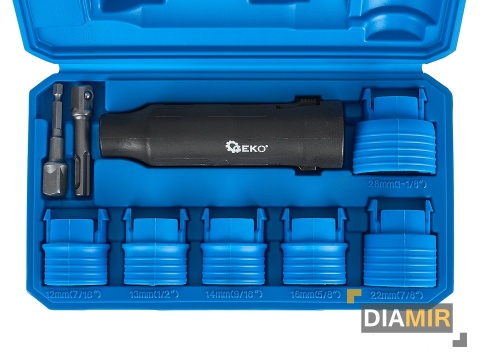 SZCZOTKI ZESTAW SZCZOTEK DO CZYSZCZENIA ŚRUB I SZPILEK 9 EL. GEKO ADAPTERY