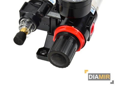 REDUKTOR POWIETRZA 1/4 Z FILTREM I NAOLEJACZEM DO URZĄDZEŃ PNEUMATYCZNYCH