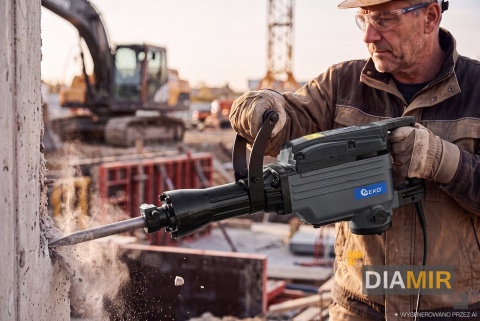 UDAROWY MŁOT WYBURZENIOWY KUJĄCY 1200W 45J HEX30 CHŁODZONY OLEJEM - DŁUTA