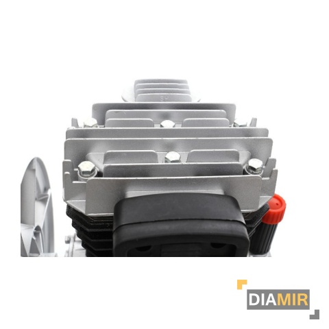 SPRĘŻARKA kompresor POMPA POWIETRZA 3kW 4KM 700L/min